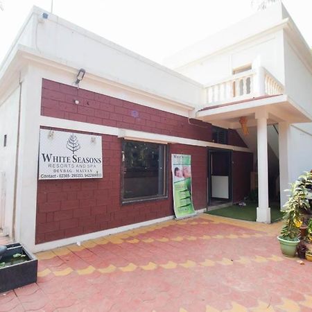 White Seasons Resort And Spa Devbag Chaoka Exterior photo