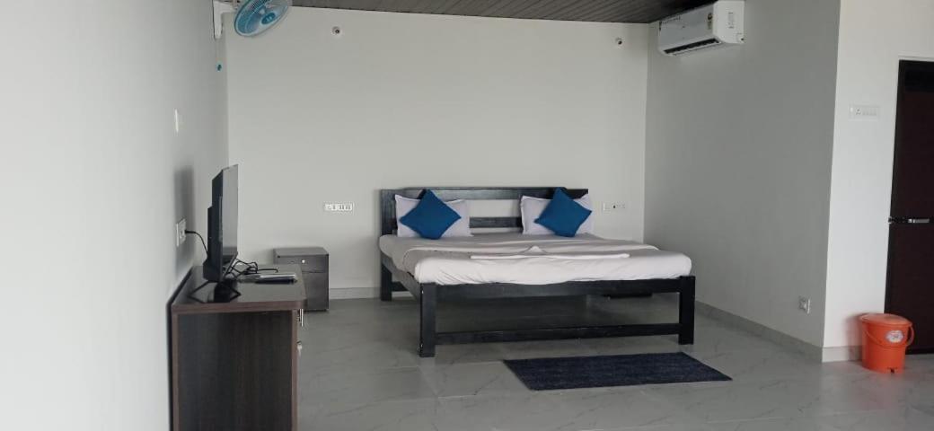 White Seasons Resort And Spa Devbag Chaoka Exterior photo